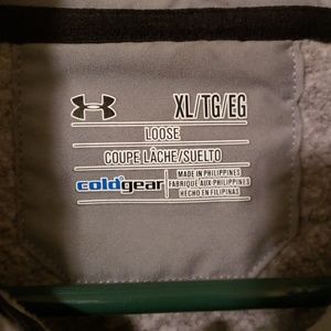 Under Armour Jackets & Coats - Under Armour sweater Under Armour Jackets & Coats - Under Armour sweater